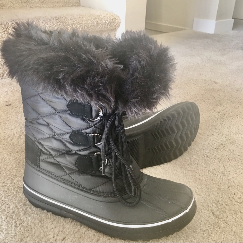 Snow Boots